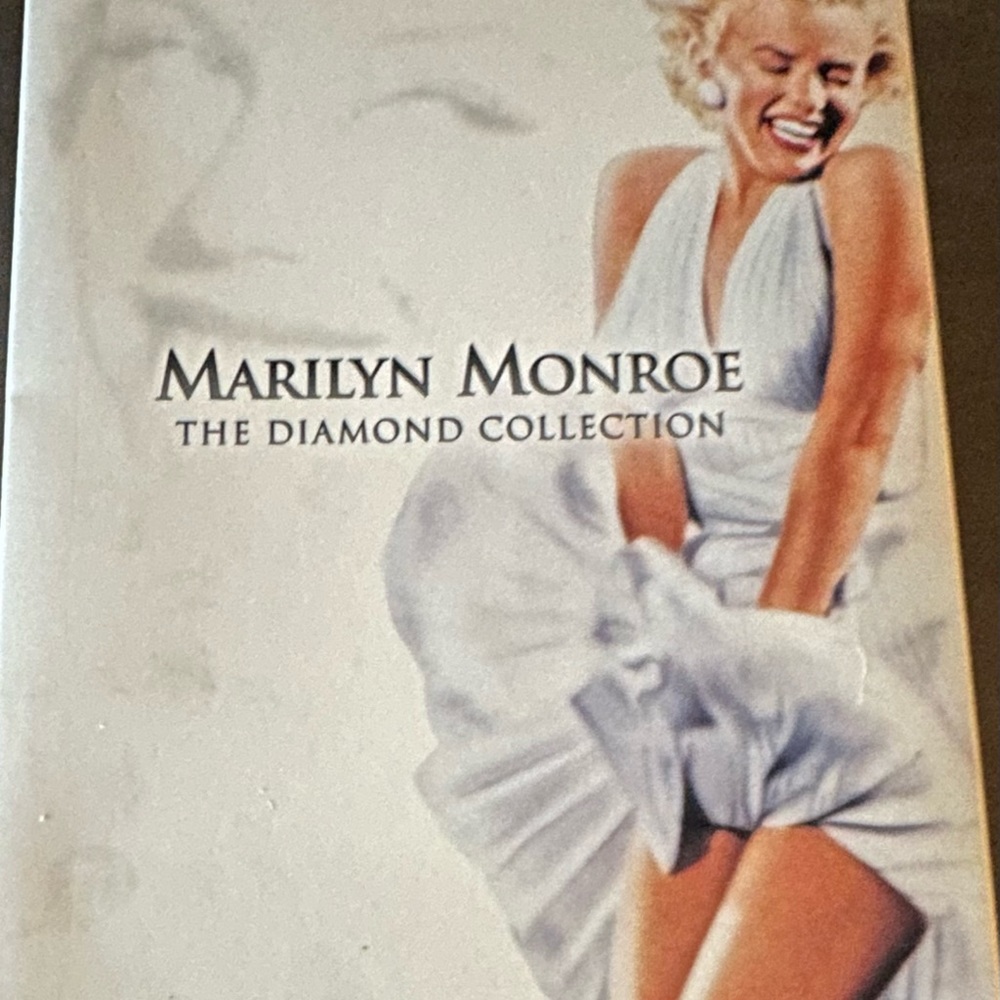 Marilyn Monroe Diamond Collection of DVD’s - Picture 3 of 4